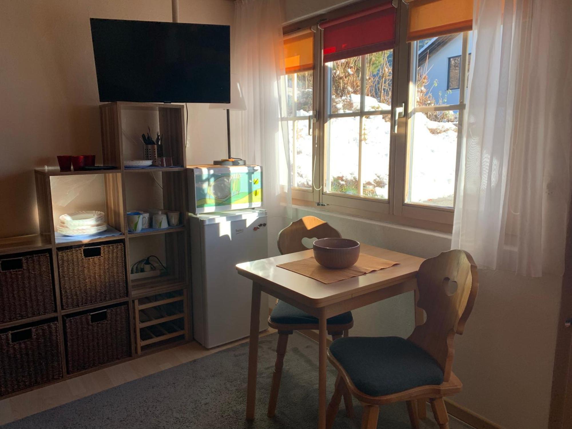 Chasa Bazzi Appartement Scuol Buitenkant foto